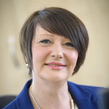 elaine gibson_quals_160x160_web.jpg